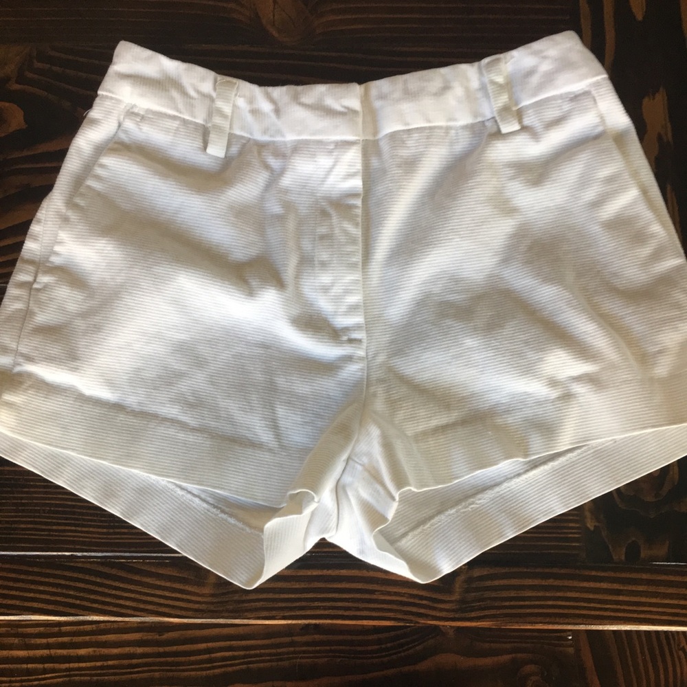 HIGH WAISTED SHORTS